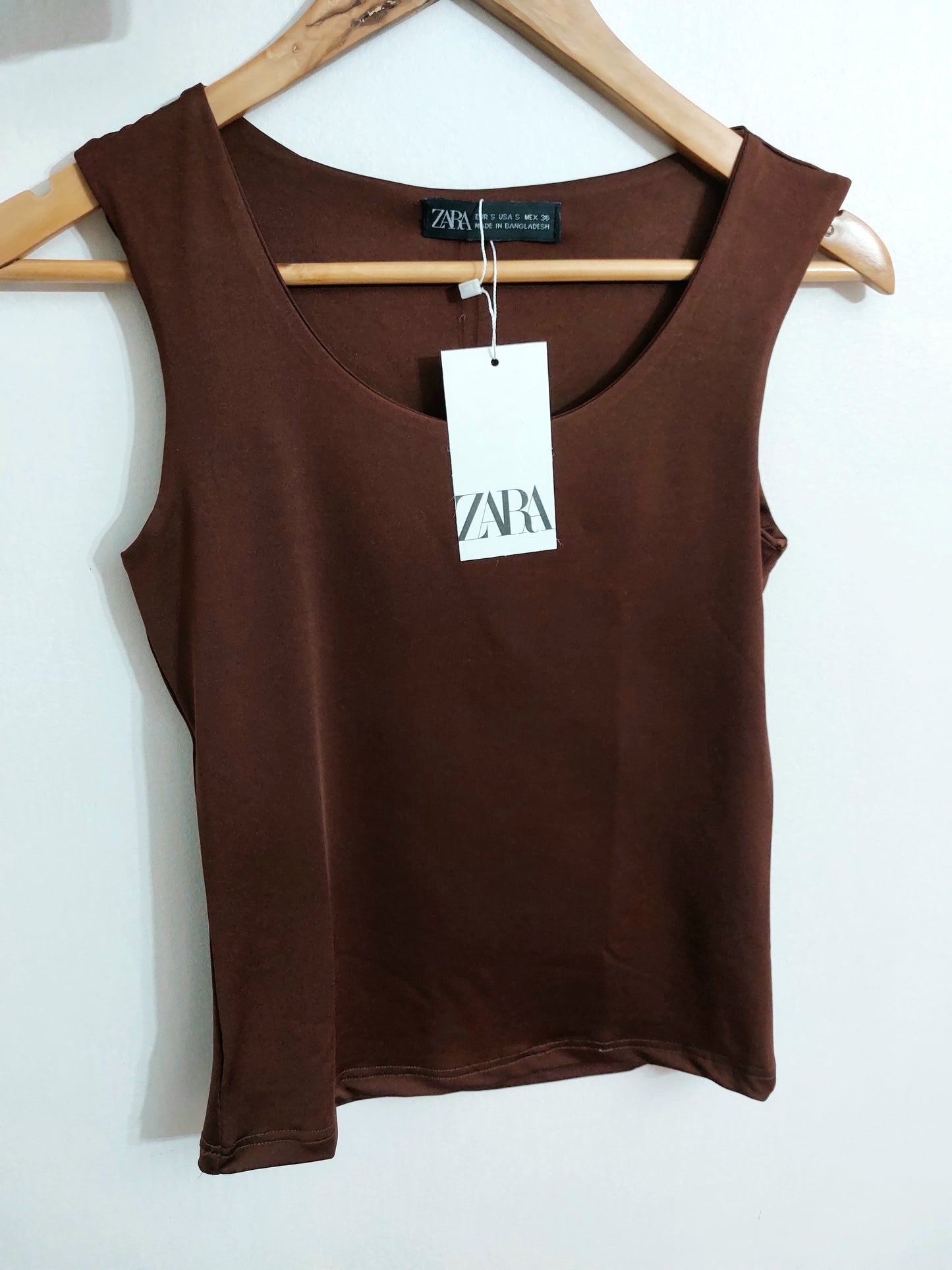 Zara tank Top 💫Round Neck
