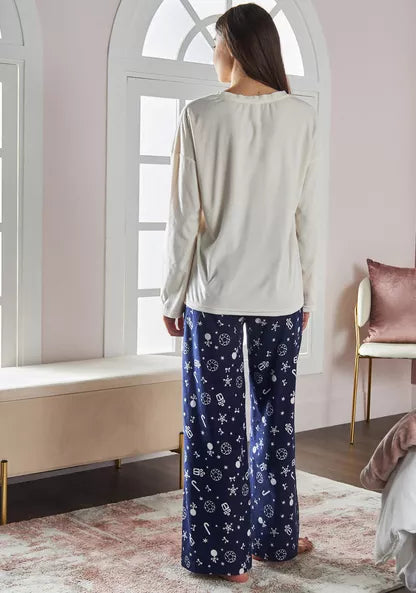 Max original Typography Print Velour and Flannel