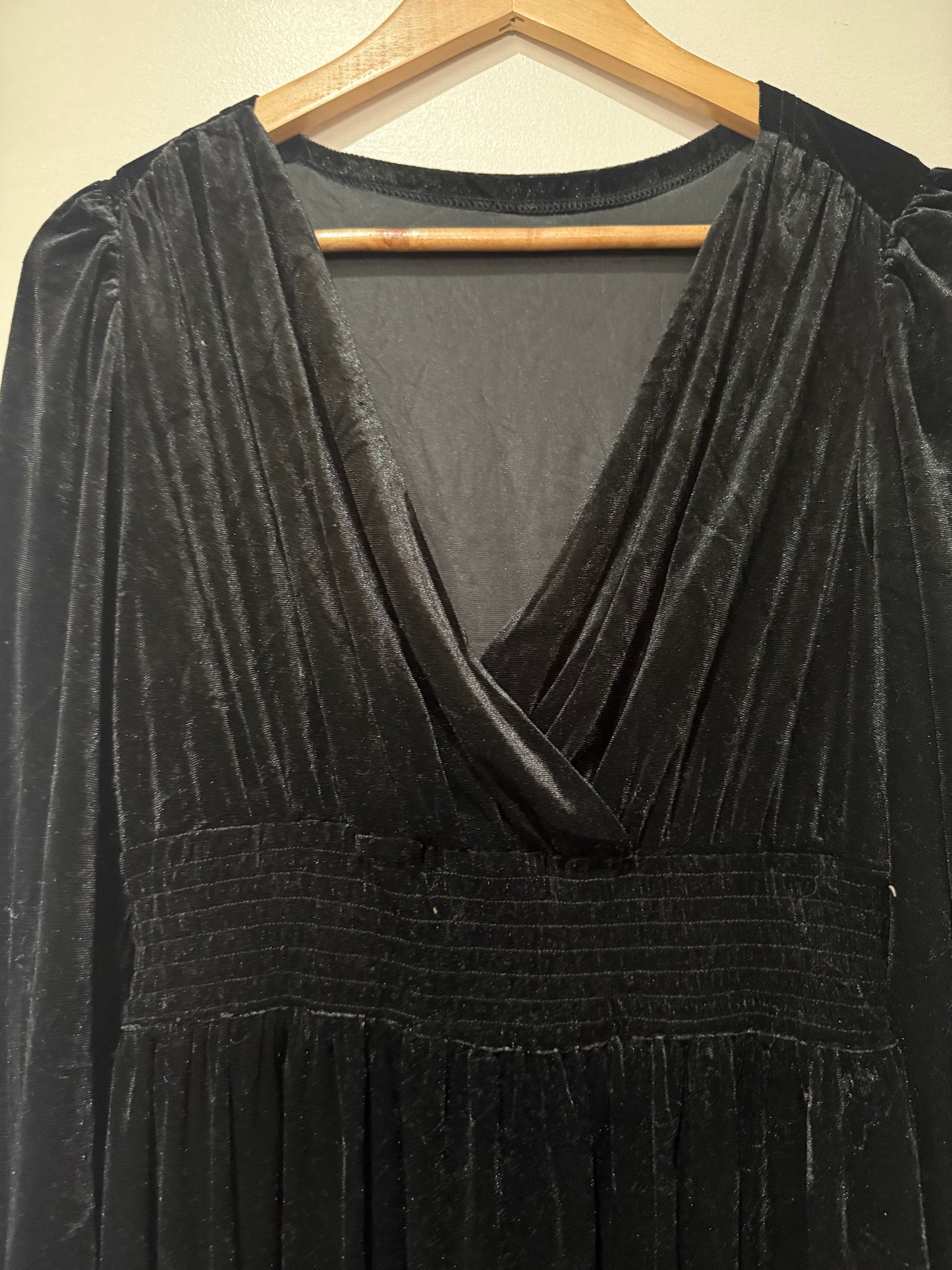 SHEIN Black Velvet Dress