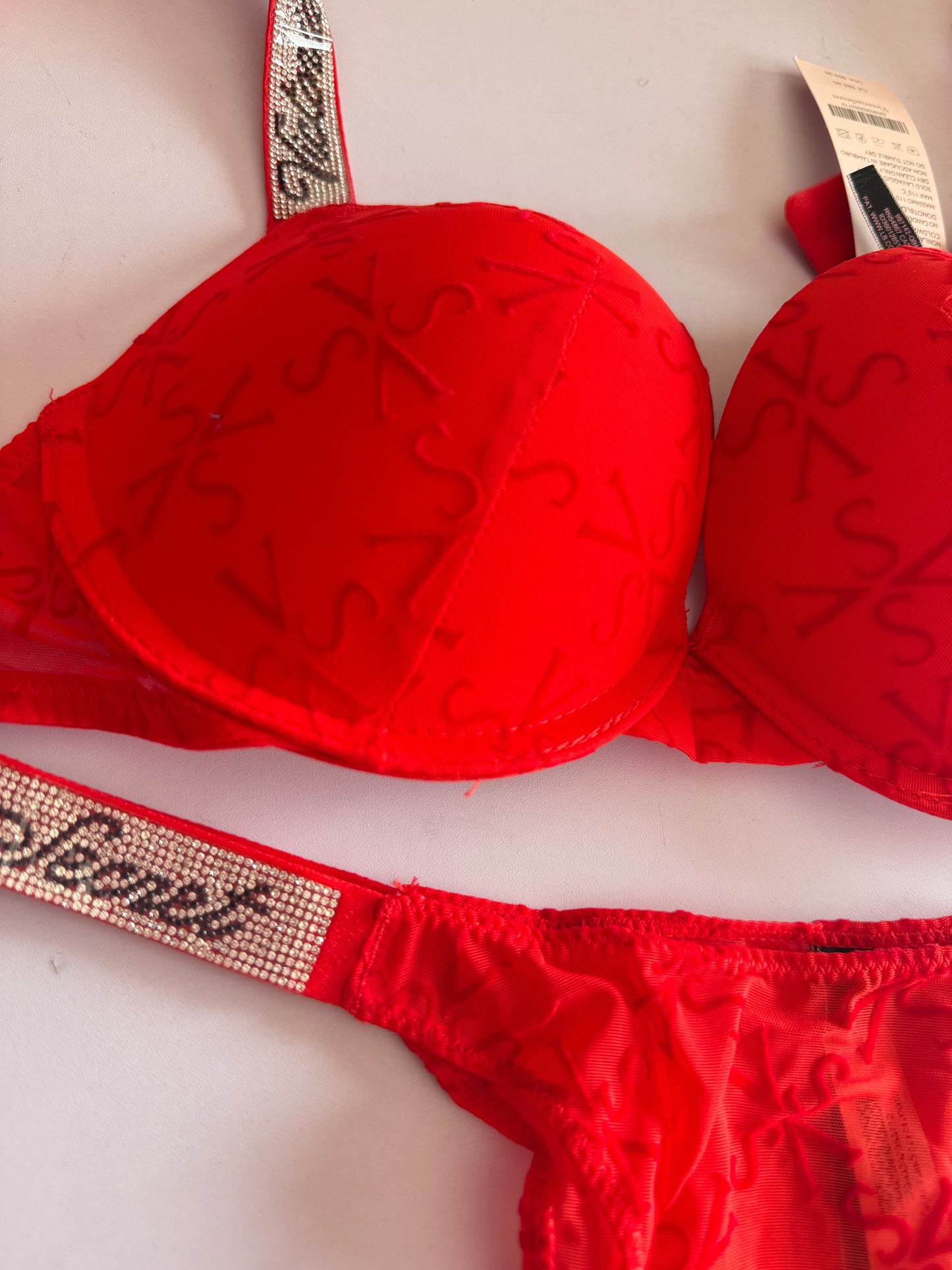 Victoria secret printed v.s puch up Red set
