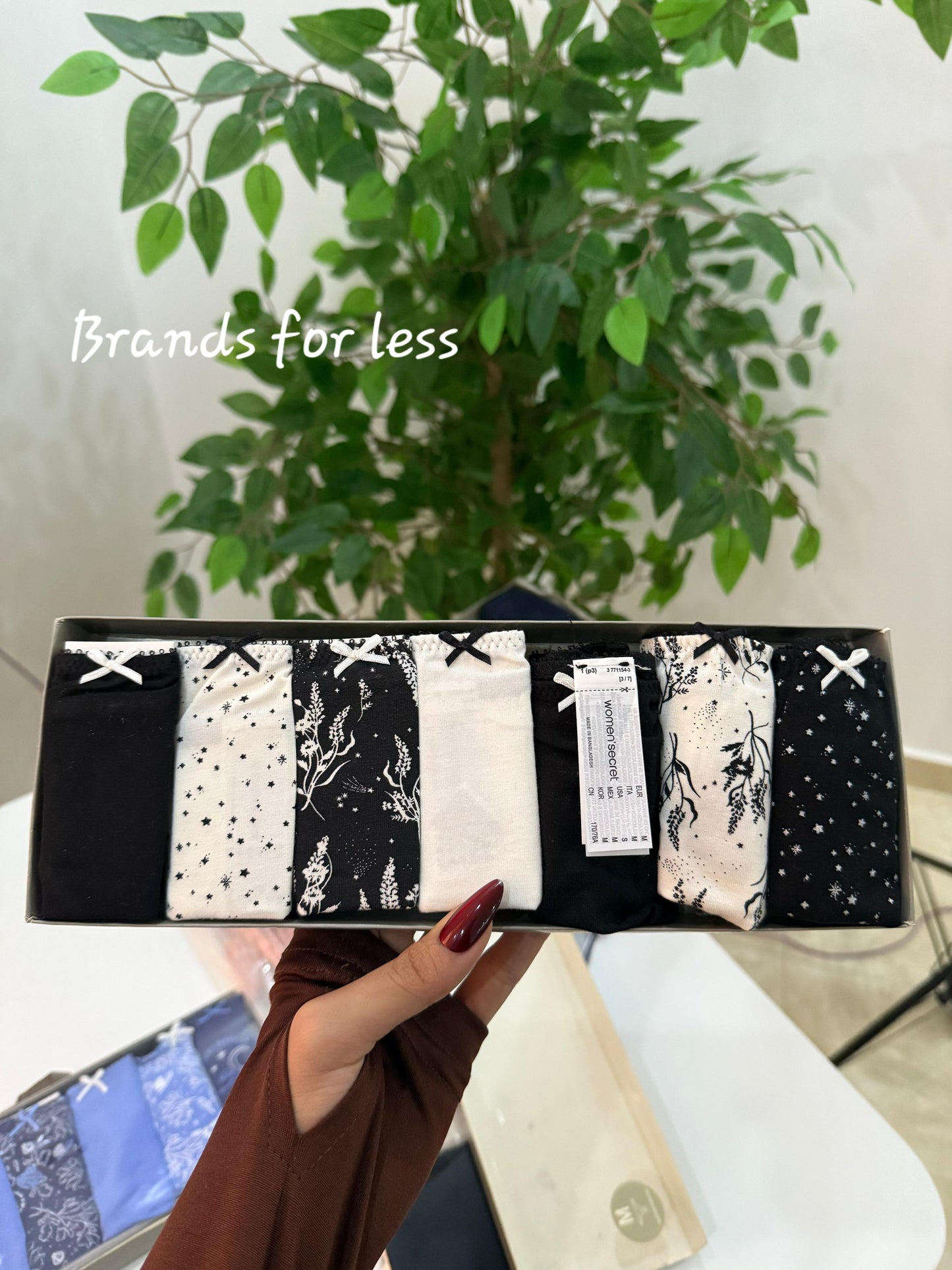 Original women secret j string    ( 7 ) pieces Pack