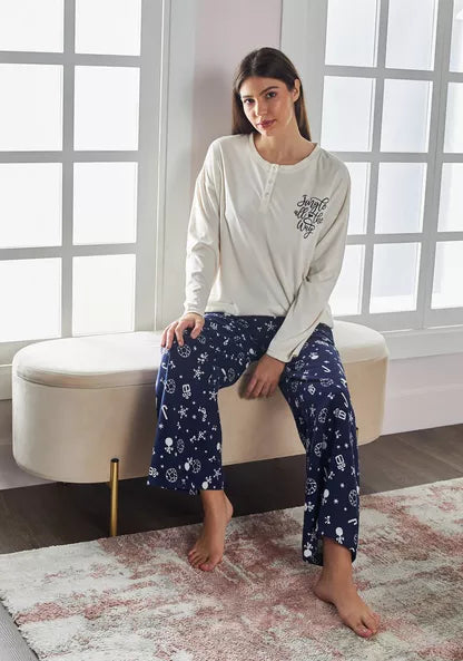 Max original Typography Print Velour and Flannel