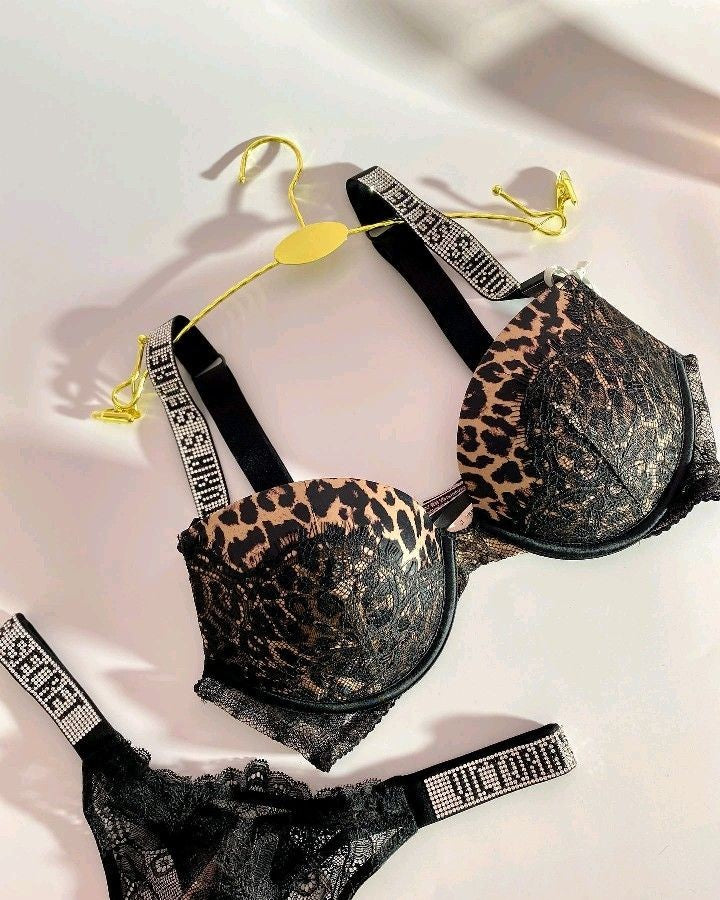 Victoria secret  push up Dantel set