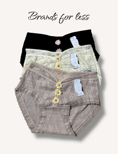 Hand-made Flowery Danttel 3 pieces  set