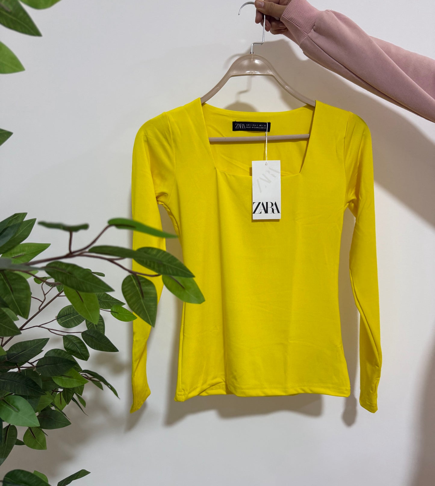 Zara  Square neck Long sleeves Top