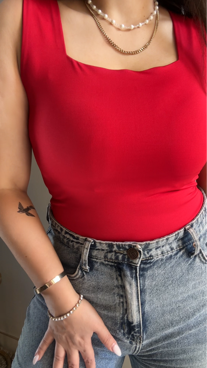 Square  neck tank top✨️
