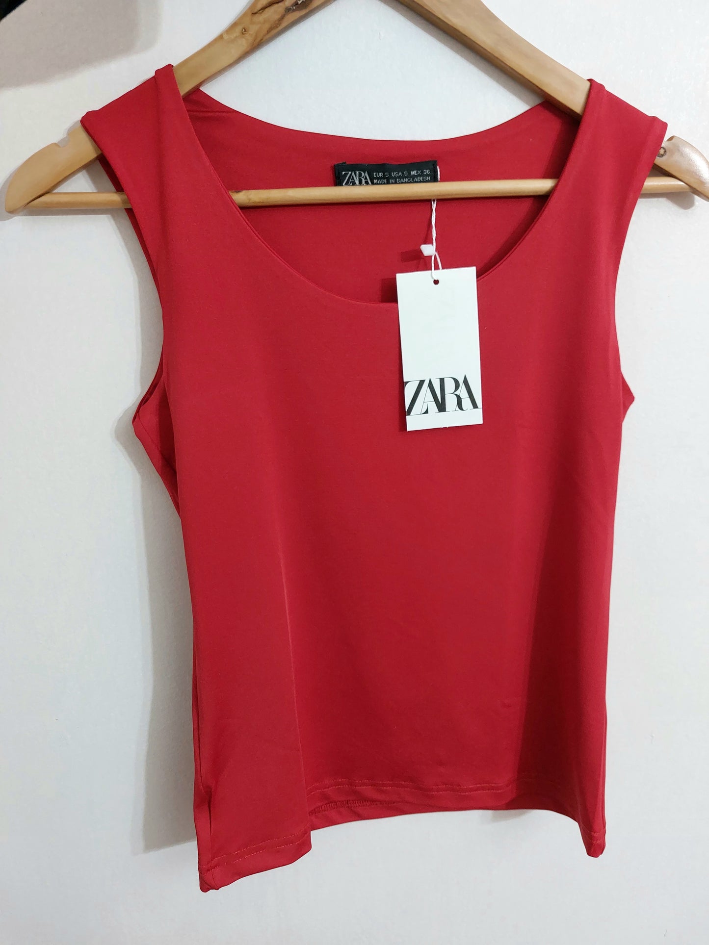 Zara tank  Top 💫Round Neck